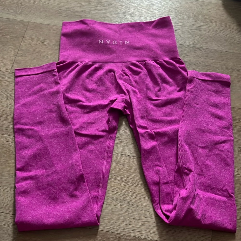 NVGTN hot pink leggings size xs/small